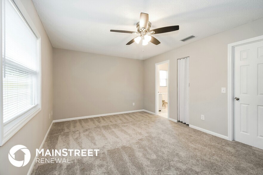 Building Photo - 3506 Whalers Way