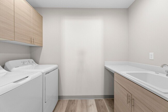 Building Photo - NEW Spokane Valley Duplex for Rent!