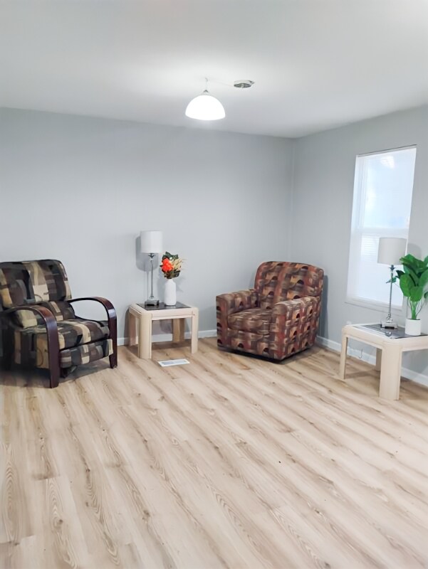 Building Photo - 777 E Yerby St