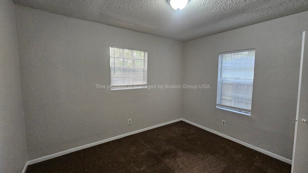 Building Photo - 9658 Gibson Ave