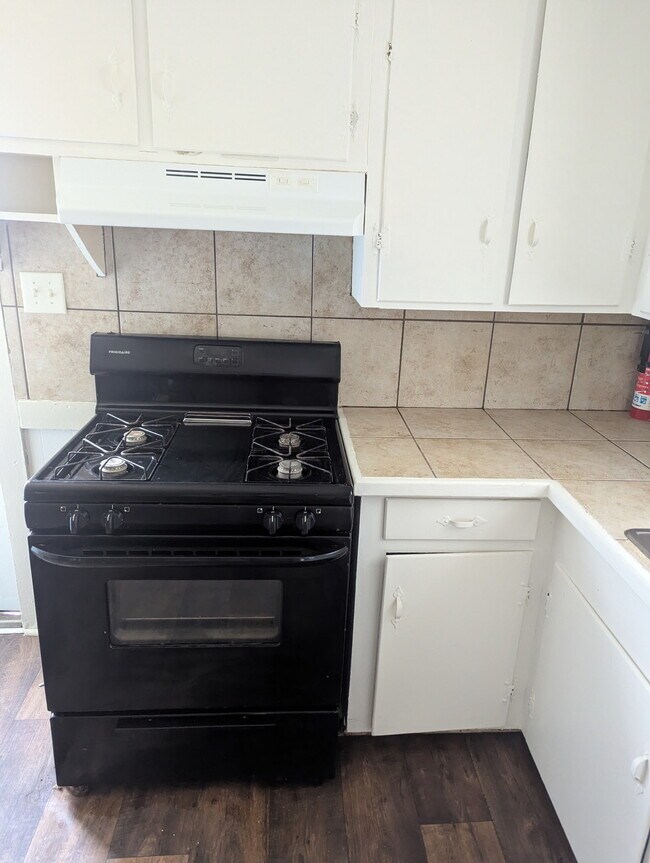 Building Photo - 6077 Cypress St