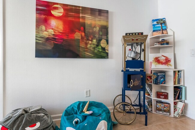 Building Photo - 2543 Sunny Breeze Ave