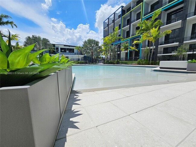 Building Photo - 4400 Sunrise Blvd