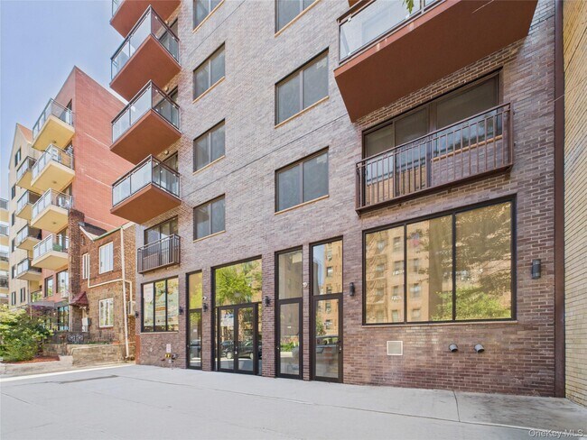 Building Photo - 97-30 64th Ave