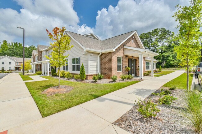 Building Photo - Canaan Crossing