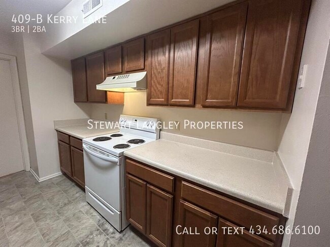 Building Photo - 409-B Kerry Lane-