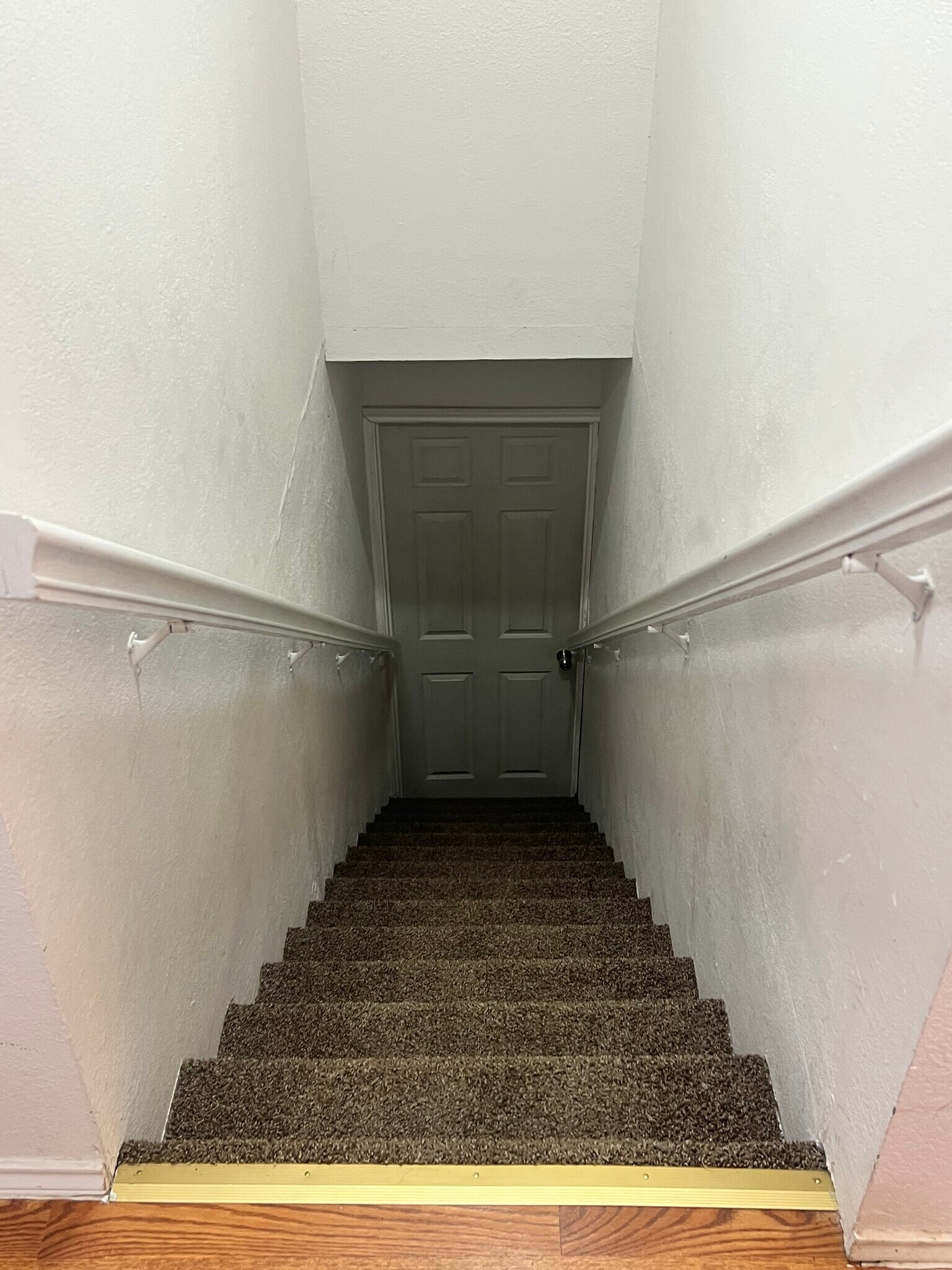 Building Photo - 702 S Arroyo Blvd