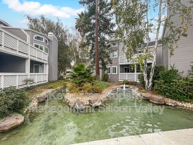Primary Photo - 4870 Lakebird Pl