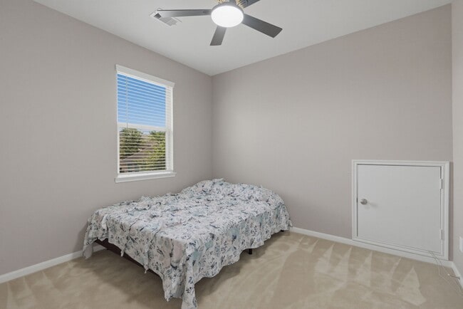 Building Photo - 14535 Mountain Cliff Ln