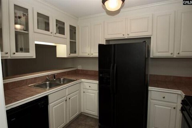 Building Photo - 3845 Overbrook Dr