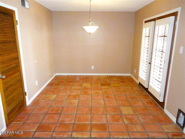 Building Photo - 11405 Dean Refram Dr