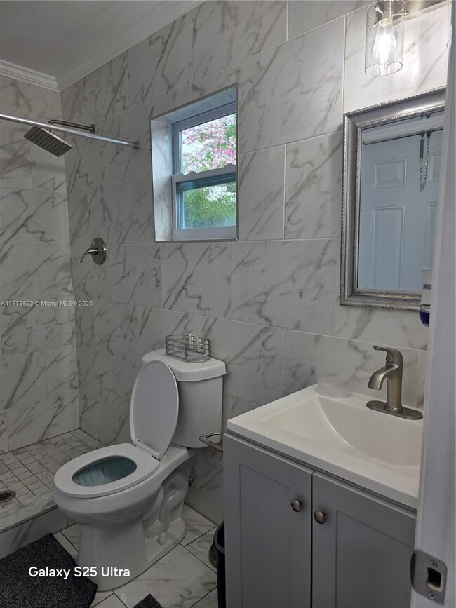 Building Photo - 17101 NW 35th Ave