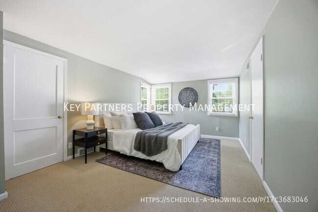 Building Photo - 4300 W 71st Terrace