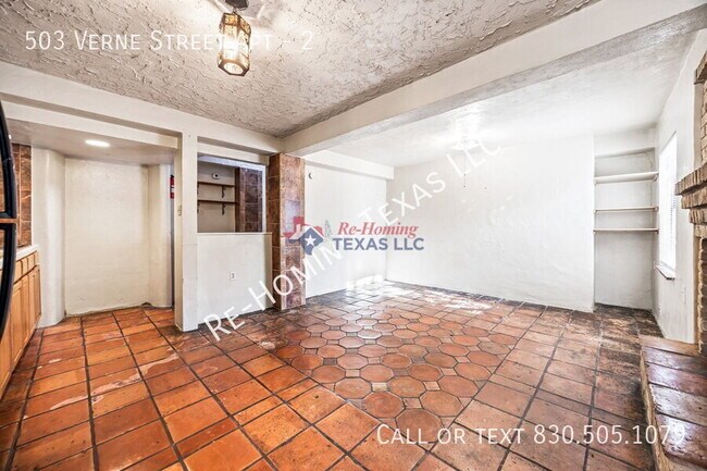 Building Photo - 503 Verne St