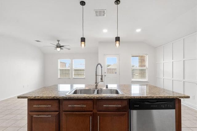 Building Photo - 803 Quartz Trl