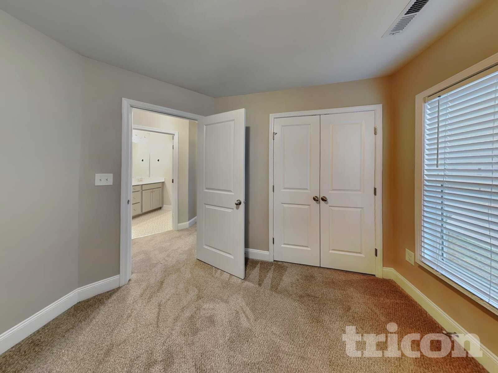 Building Photo - 100 E Goodwin Chase Ln