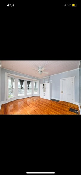Bedroom 3 - 112 N Prospect Ave