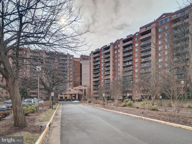 Building Photo - 2230 George C Marshall Dr