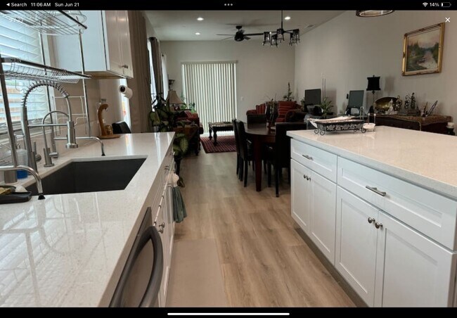 Building Photo - 5609 Enrique Ct