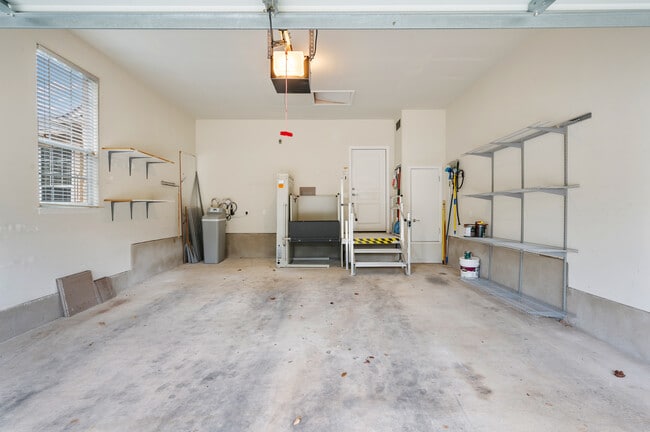 Building Photo - 12418 Cascade Hills