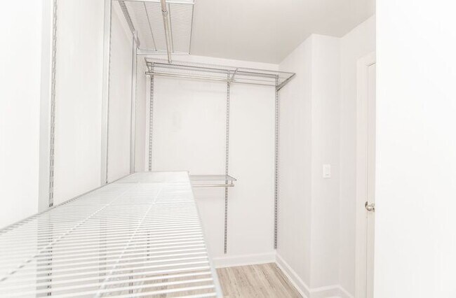 Building Photo - 2069 Cobblestone Cir NE