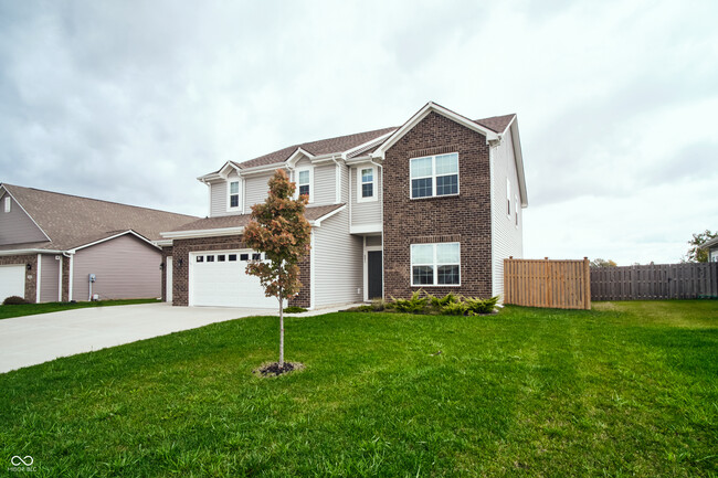 Building Photo - 681 N Crystal Dr