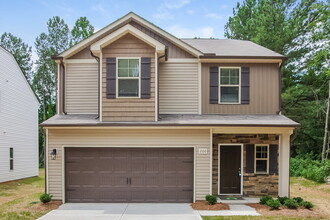 Building Photo - 200 Neal Dr