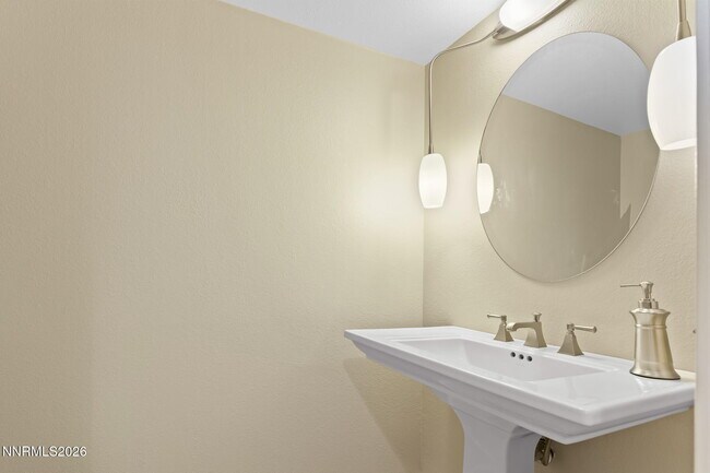 Building Photo - 6168 Greenbrook Dr