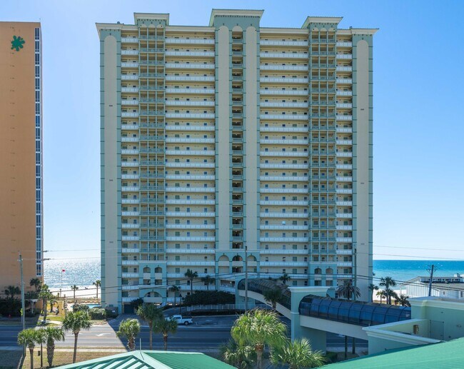 Building Photo - 17757 Front Beach Rd