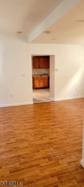 Building Photo - 557 Jackson Ave