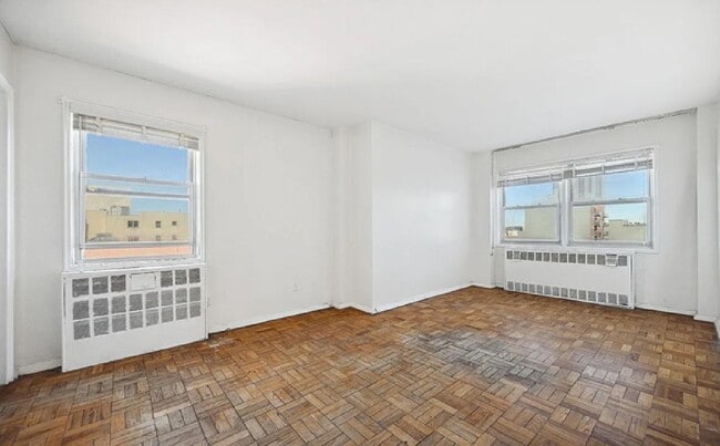 Building Photo - 3131 Grand Concourse