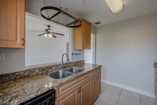 Building Photo - 12650 Kenwood Ln