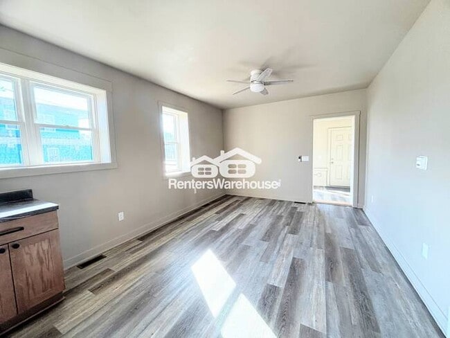 Building Photo - Adorable 2 bedroom House for Rent