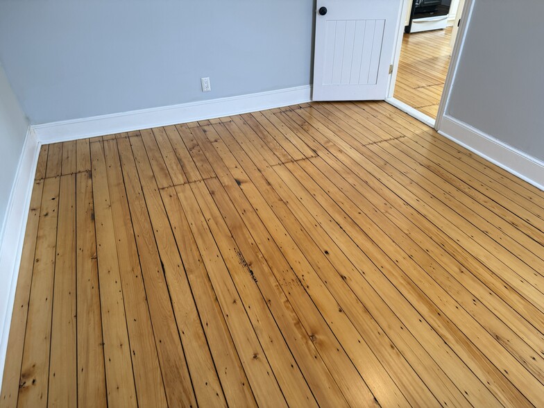 BR 1 (~165 SF) - 16 Tecumseh Street