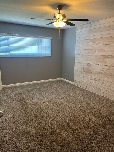 Building Photo - 16837 Bream Ln