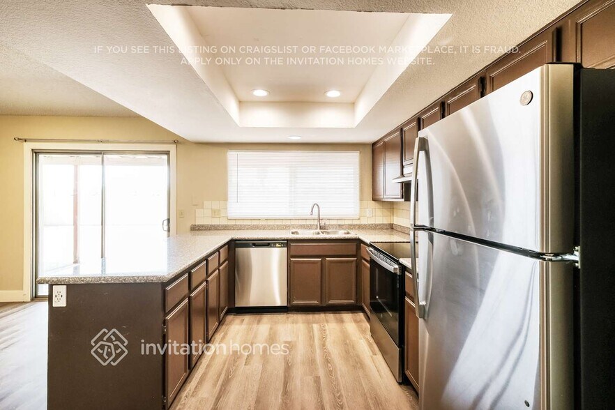 Building Photo - 9503 W Las Palmaritas Dr