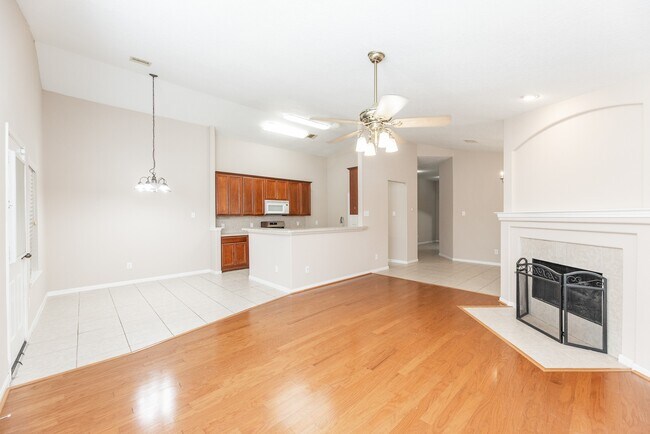 Building Photo - 25219 Spring Iris Ln