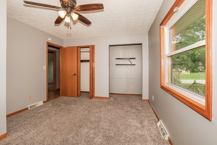 Building Photo - 371 Shenandoah Blvd