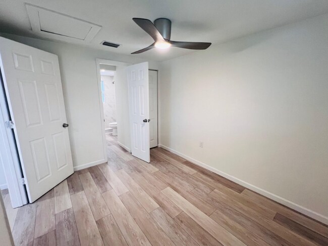 Building Photo - 5511 Cheyenne Dr