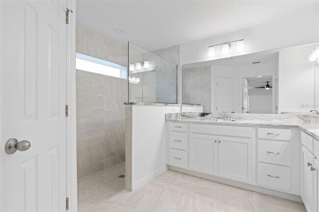 Building Photo - 3 Zaun Ct