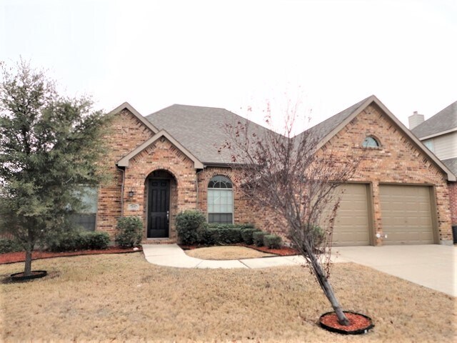 Primary Photo - 2696 Deer Hollow Dr