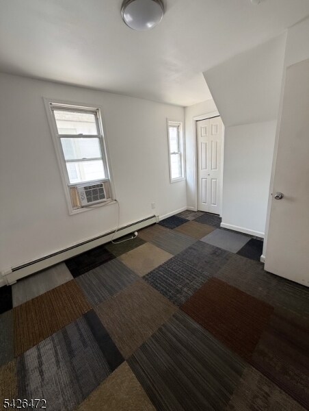 Building Photo - 194 Jerome Pl