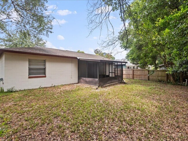 Building Photo - Great Price Single Family Home