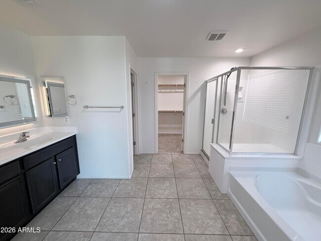 Building Photo - 13232 W Tether Trail