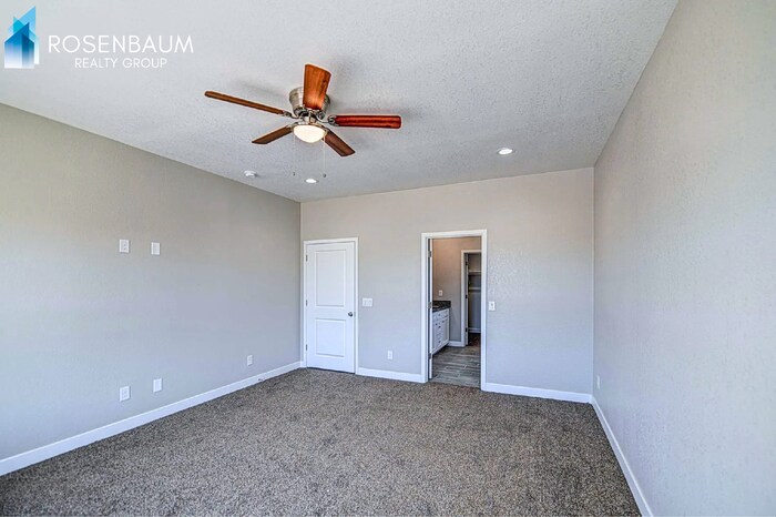 Building Photo - 10261 W Concordia Dr