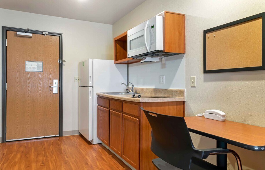 Building Photo - Furnished Studio-Grand Rapids - Wyoming