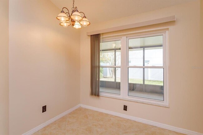 Building Photo - 3711 Linsbury St