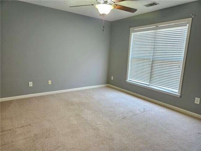 Building Photo - 4209 Royal Regency Cir