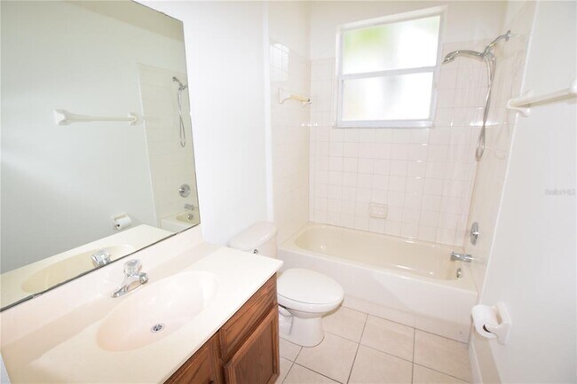 Building Photo - 2604 Lutza Way