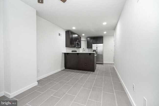 Building Photo - 1831 Point Breeze Ave